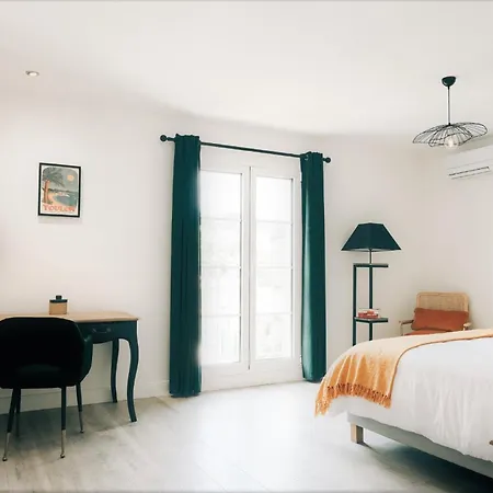 Maritime Elegance, Sunny Comfort Your Chic Refuge In Provence Otel Toulon