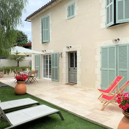 Otel Maritime Elegance, Sunny Comfort Your Chic Refuge In Provence Toulon