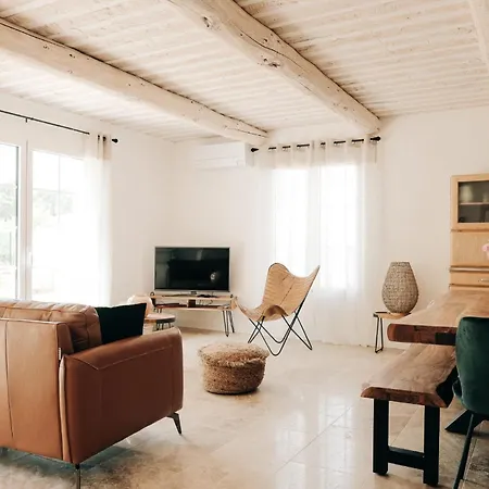 Otel Maritime Elegance, Sunny Comfort Your Chic Refuge In Provence 4*